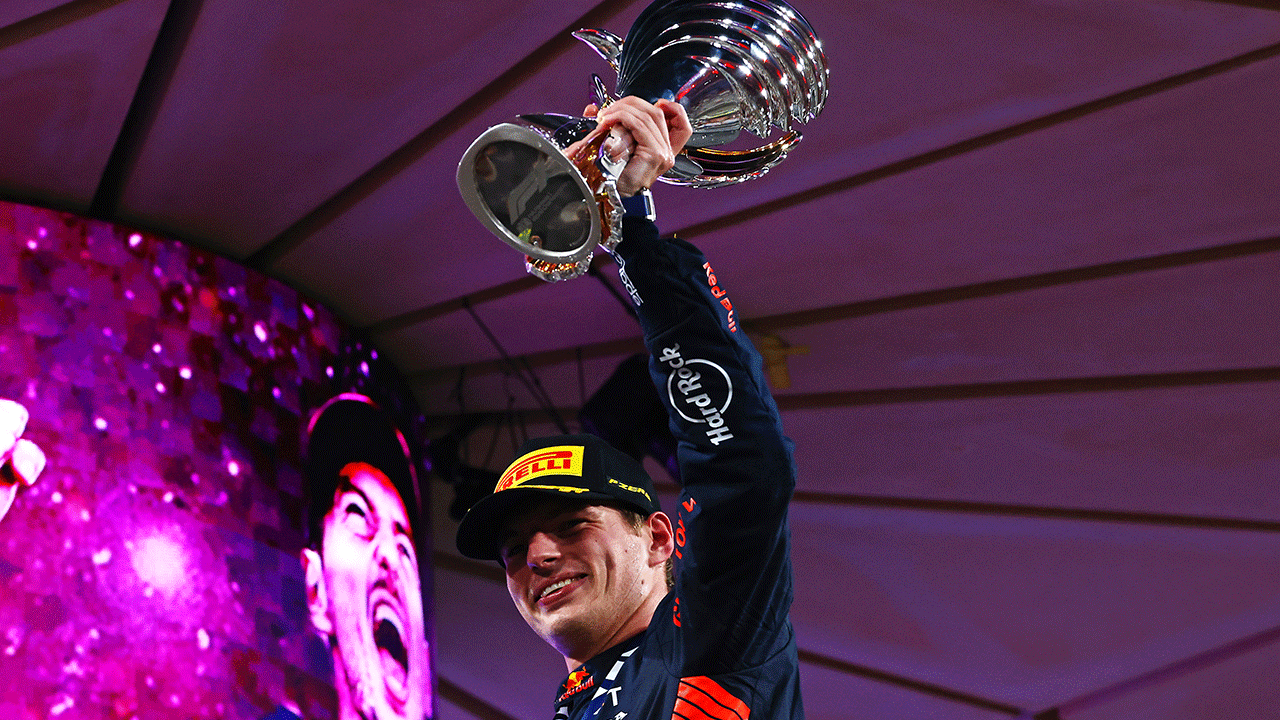 Max Verstappen holding trophy
