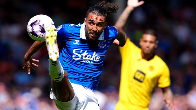 Dominic Calvert-Lewin controls the ball against Sheffield United