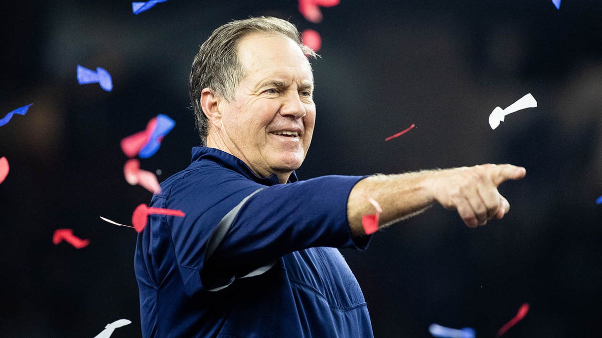 Bill Belichick celebrates a Super Bowl