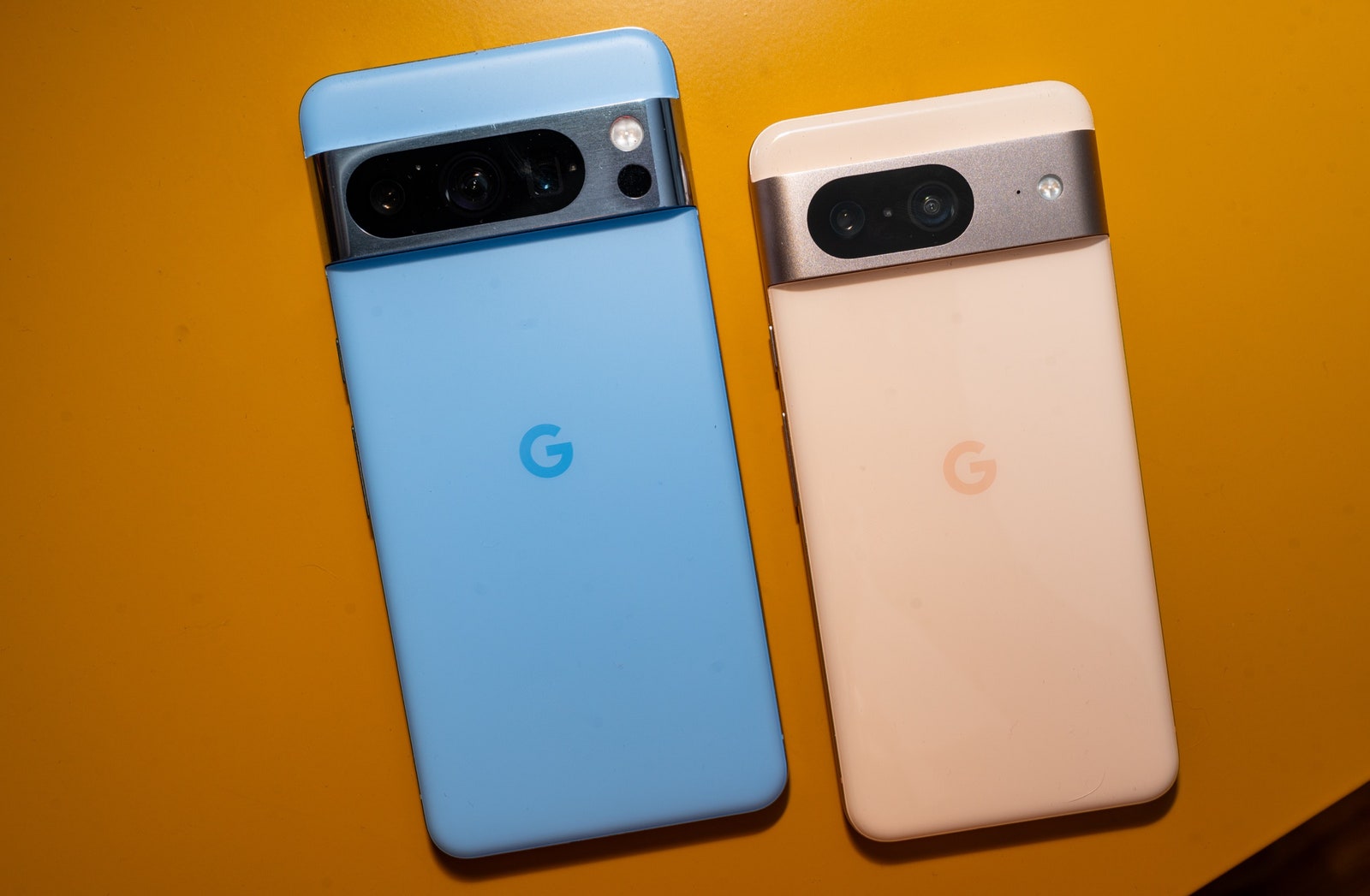 Google Pixel 8 and Pixel 8 Pro smartphones