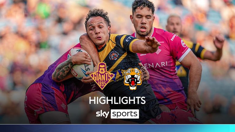 Highlights of the final Magic Weekend game between Huddersfield and Castleford