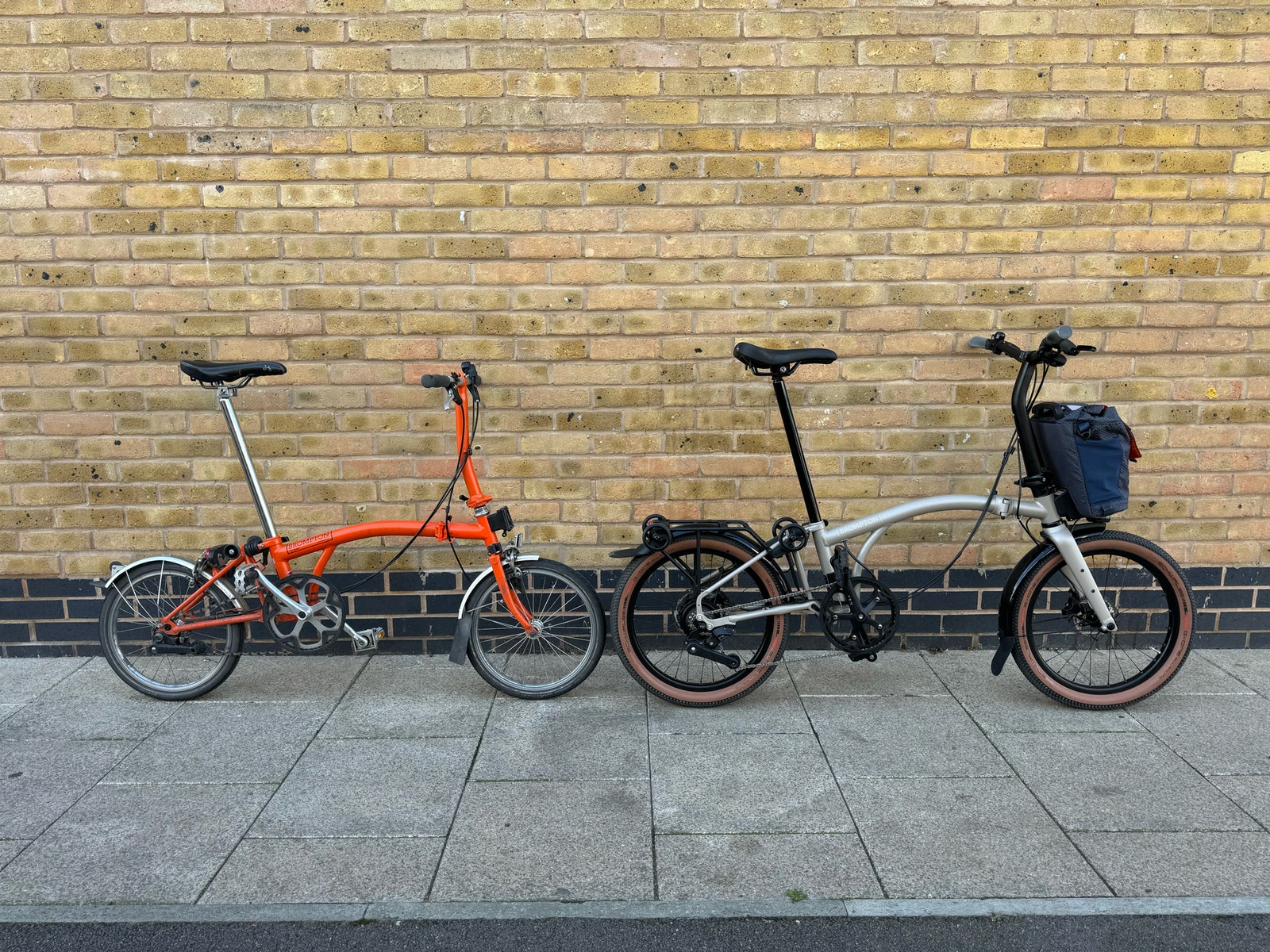 A sidebyside comparison of the Brompton GLine and the standard Brompton electric bicycle.