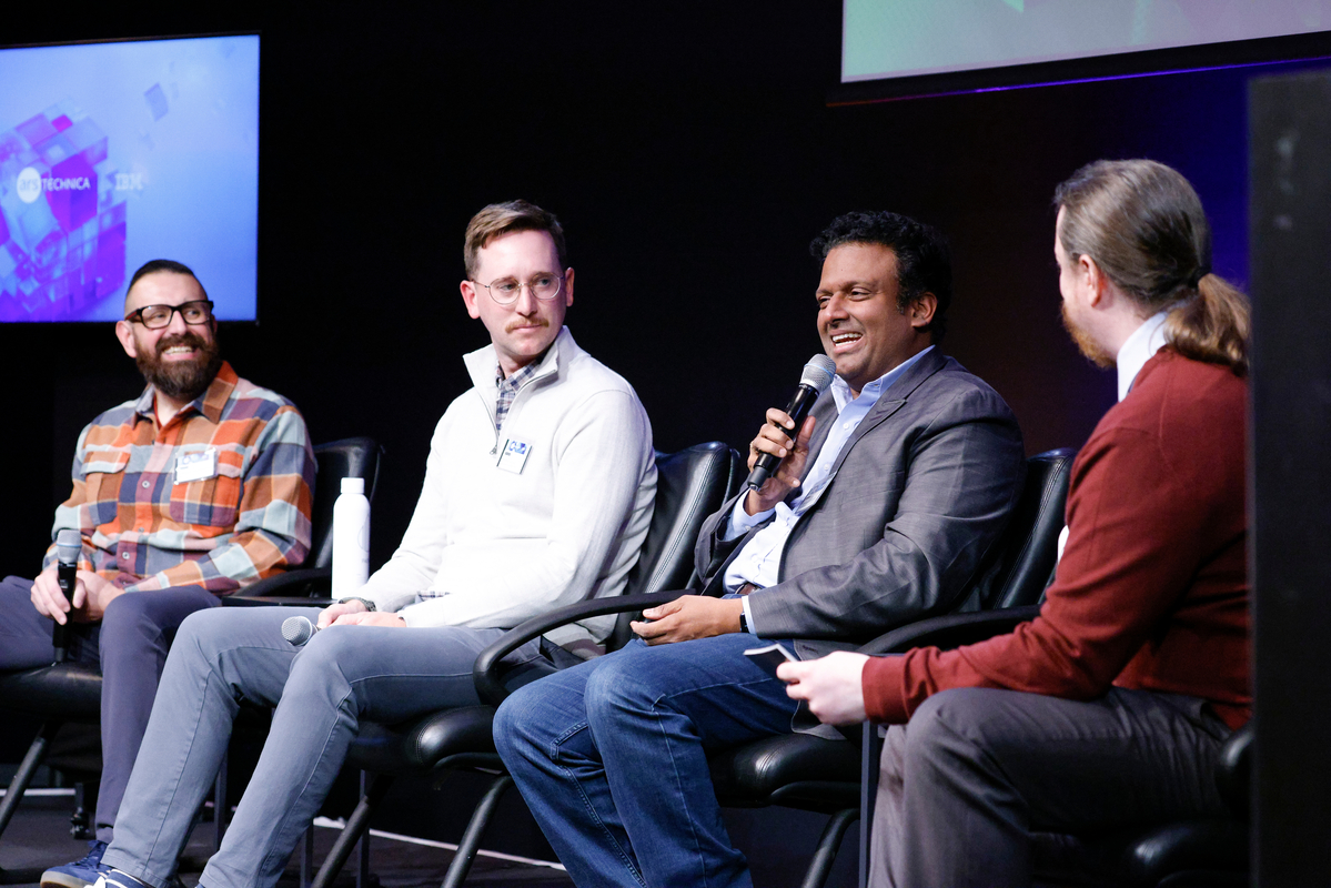 From left to right: Stephen Goldschmidt of Box, Patrick Gould of DIU/DoD, and Ram Parasuraman of IBM. 