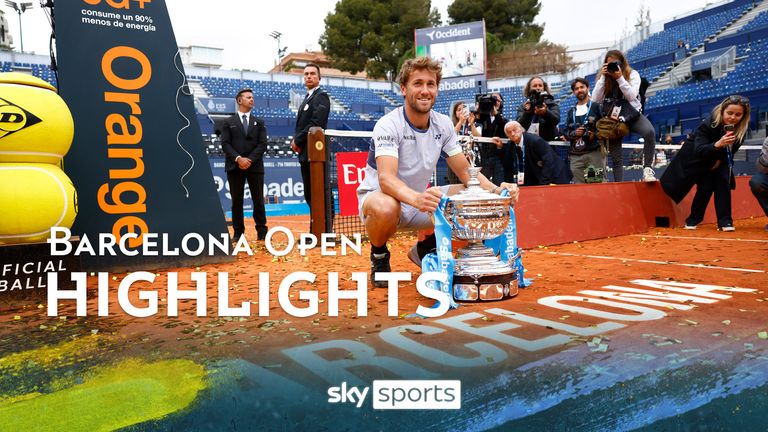 Casper Ruud of Norway poses with the trophy after defeating Stefanos Tsitsipas of Greece 7-5, 6-3 during the final of the Barcelona Open tennis tournament in Barcelona, Spain, Sunday, April 21, 2024. (AP Photo/Joan Monfort)


