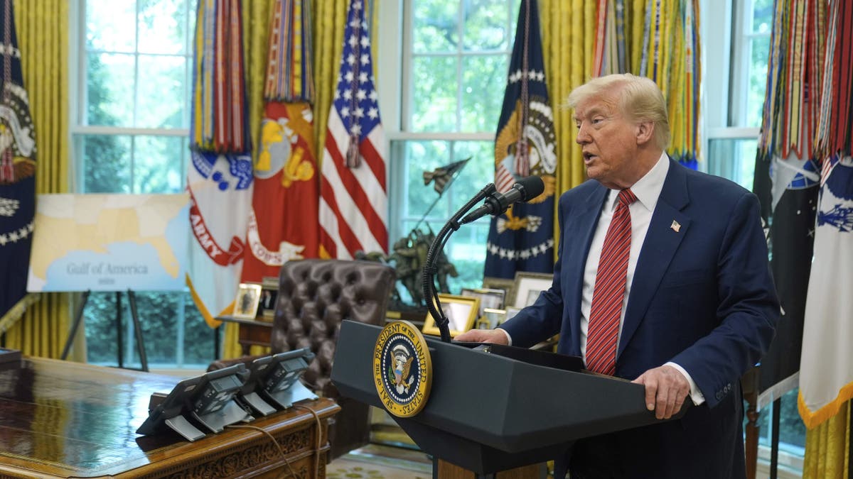 Trump in Oval Office at lectern