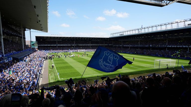 Everton and Southampton take the field for the final Premier League game at Goodison Park