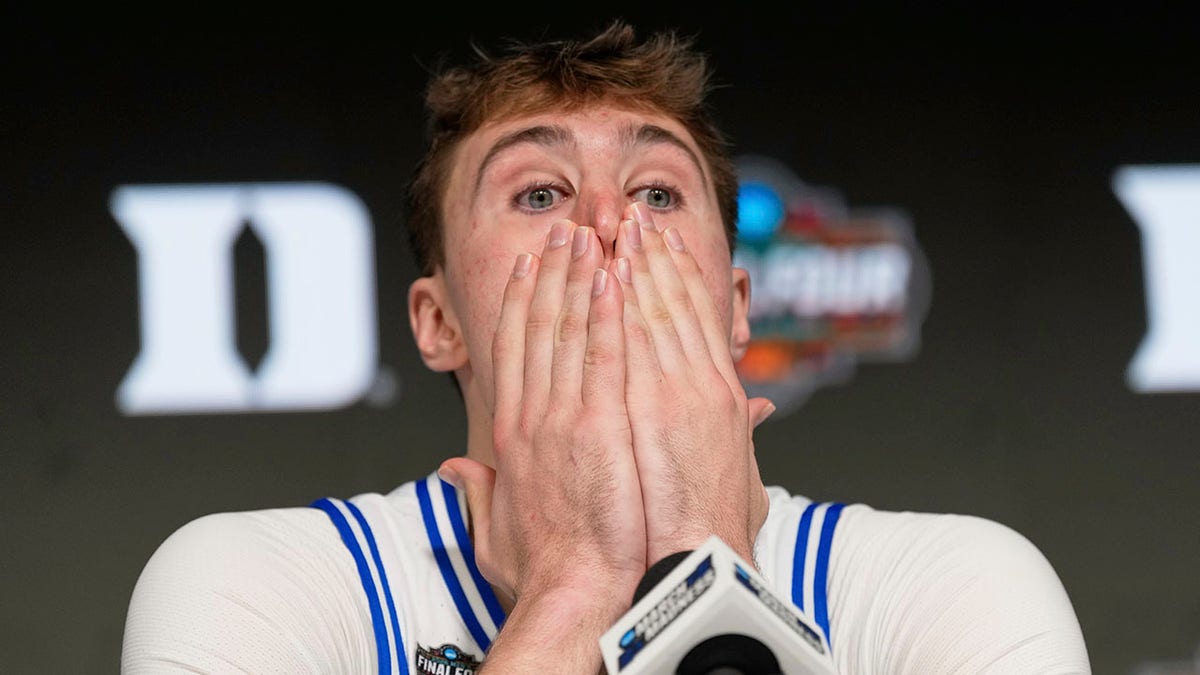 Cooper Flagg news conference