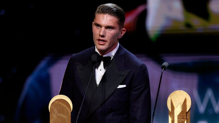 Arsenal's Swedish striker Viktor Gyokeres speaks after receiving the Gerd Muller Trophy for the Best male Striker during the 2025 Ballon d'Or France Football award ceremony at the Theatre du Chatelet in Paris on September 22, 2025. (Photo by Franck FIFE / AFP)