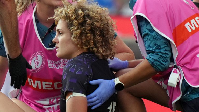 Full-back Ellie Kildunne was forced off after a blow to the head