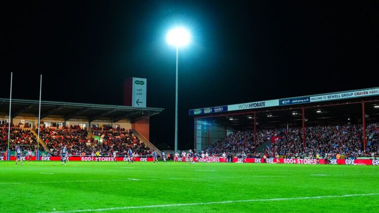 St Helens leave Hull KR’s stadium under police escort after ‘terror threat’ sent to their Instagram account | Rugby League News