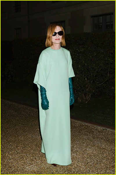 celebs at the Balenciaga fashion show 