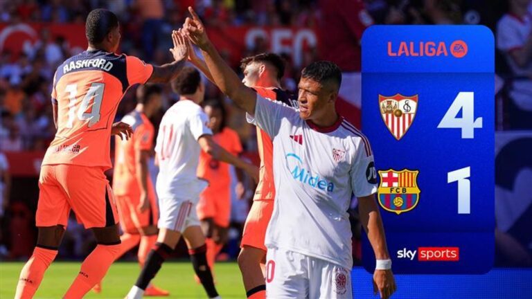 Rashford nets first LALIGA goal but Alexis Sanchez's Sevilla STUN Barcelona