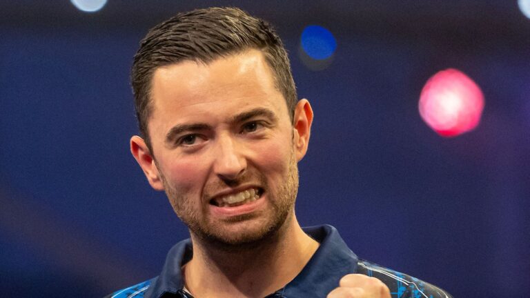 World Grand Prix darts: Luke Humphries and Gary Anderson book quarter-final spots as Stephen Bunting crashes out in Leicester | Darts News