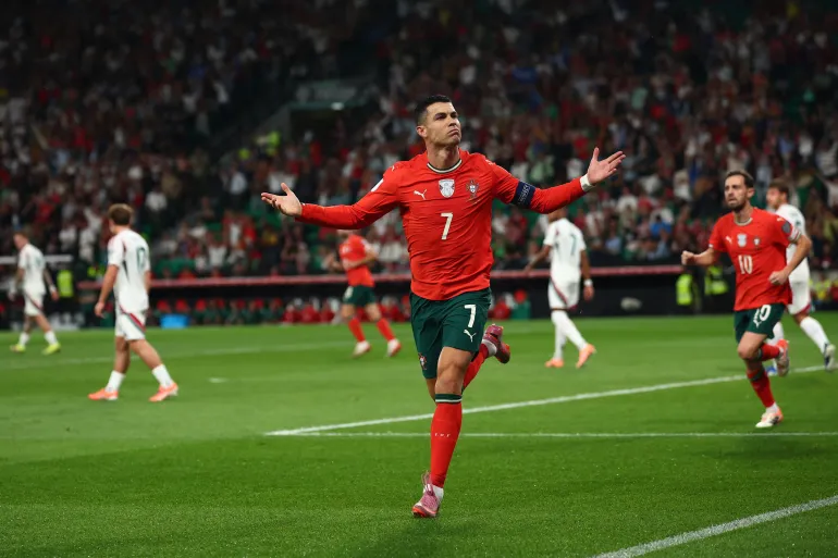 Cristiano Ronaldo reacts.
