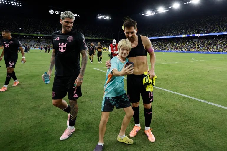 Lionel Messi reacts.