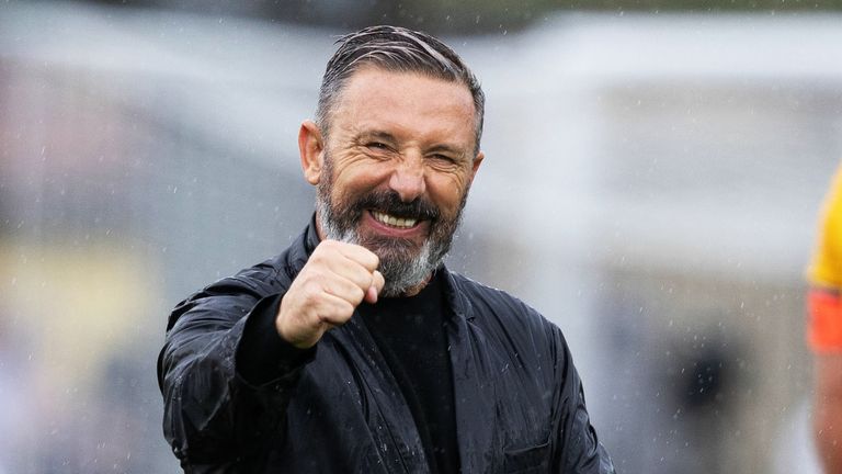 LIVINGSTON, SCOTLAND - AUGUST 30: Hearts Head Coach Derek McInnes celebrates at Full Time during a William Hill Premiership match between Livingston and Heart of Midlothian at the Home of the Set Fare Arena, on August 30, 2025, in Livingston, Scotland. (Photo by Ross Parker / SNS Group)