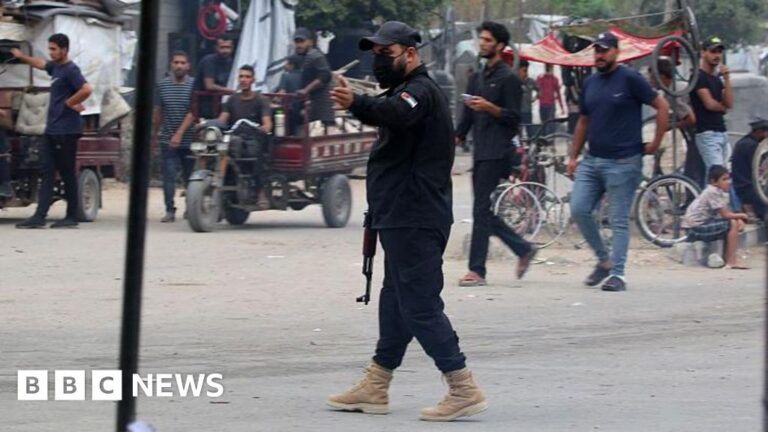 Gaza City clashes between Hamas and clan members leave 27 dead