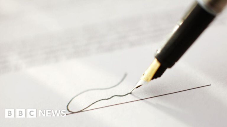 Indian court tells doctors to fix their handwriting