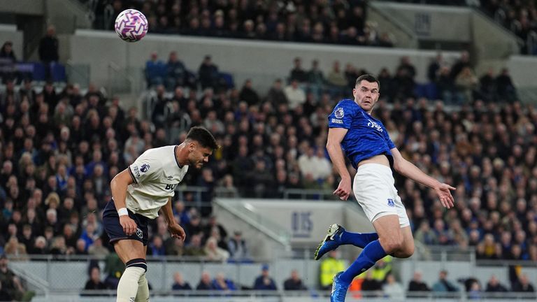 Michael Keane scored a goal for Everton from a set-piece against West Ham
