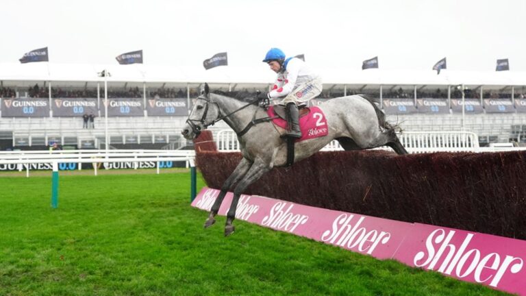Cheltenham: Dan Skelton’s L’Eau Du Sud sinks Jonbon with stylish Shloer Chase success | Racing News