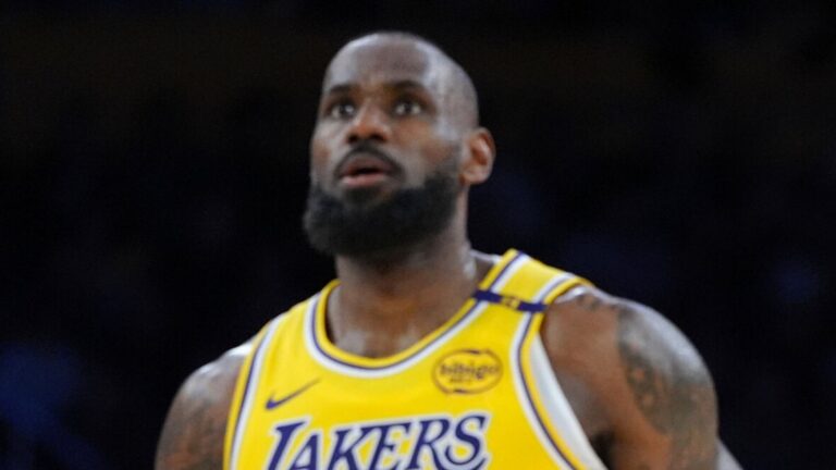 Los Angeles Lakers: LeBron James returns to full practice ahead of season debut and opens up about sciatica | NBA News