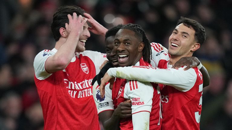 Arsenal's Eberechi Eze (centre) celebrates with his team-mates after making it 4-1 (AP Photo/Frank Augstein)