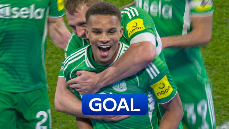 Newcastle running riot! Thiaw scores his second and Magpies' FOURTH!