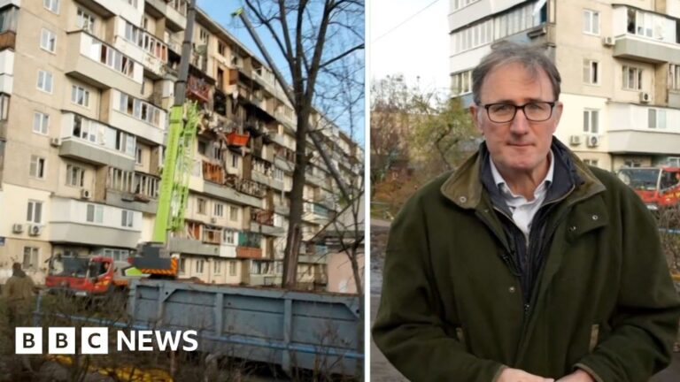 BBC reports from site of Russian strike in Kyiv