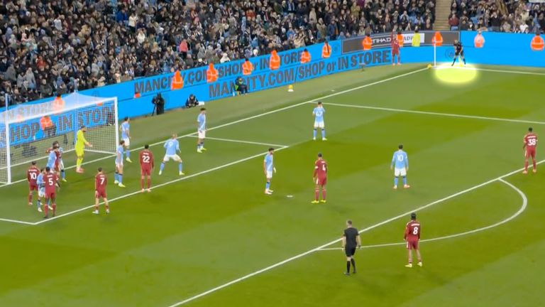 The Assistant Referee is marked in the top right of the screenshot