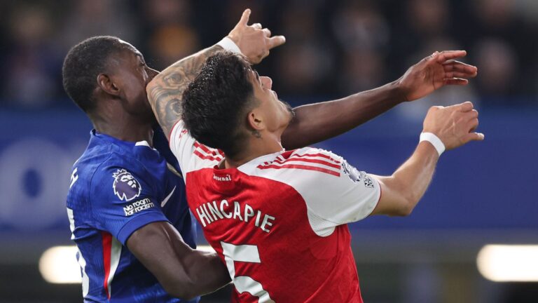 Ref Watch LIVE! Ex- Premier League referee Dermot Gallagher analyses contentious officiating decisions