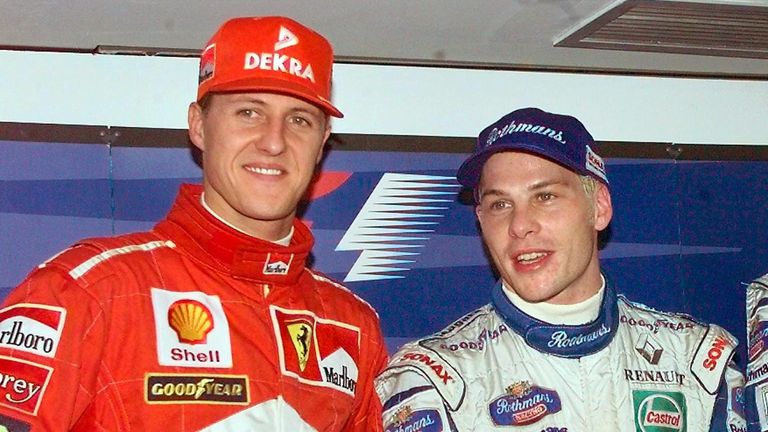 Michael Schumacher tried to repeat a similar tactic he used against Damon Hill three years earlier against Jacques Villeneuve in Jerez 1997