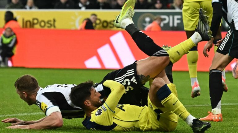 Ref Watch: Newcastle penalty against Tottenham analysed as Dermot Gallagher questions why referee noticed grappling but ‘ignored’ it | Football News