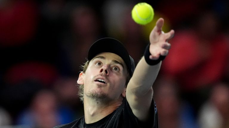 Alex de Minaur in action against Ugo Humbert during day three of the Victorian Plumbing UTS London Grand Final