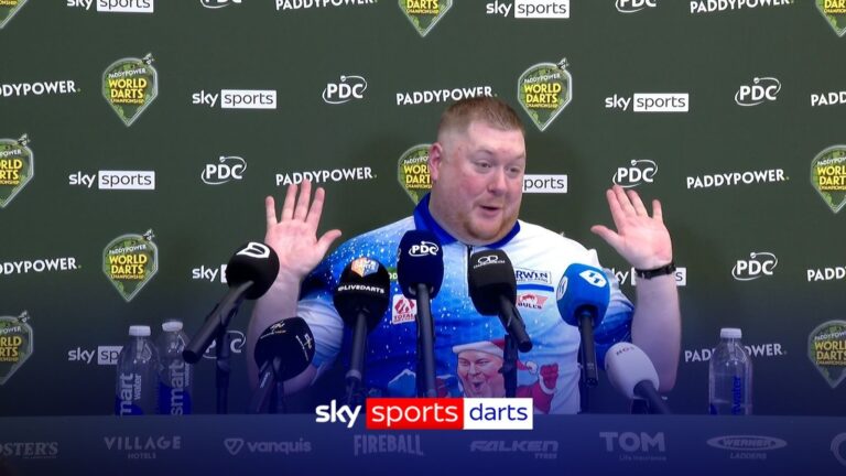 'Hate it!' | Evans explains gravy phobia!
