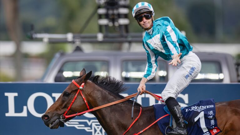 Romantic Warrior lifts fourth Hong Kong Cup | Racing News