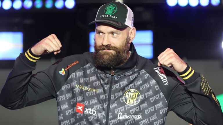 Tyson Fury will fight Anthony Joshua if he gets his price, claims promoter Frank Warren – and will knock rival out! | Boxing News