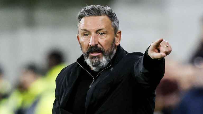 EDINBURGH, SCOTLAND - DECEMBER 03: Hearts manager Derek McInnes during a William Hill Premiership match between Heart of Midlothian and Kilmarnock at Tynecastle Park, on December 03, 2025, in Edinburgh, Scotland. (Photo by Mark Scates / SNS Group)