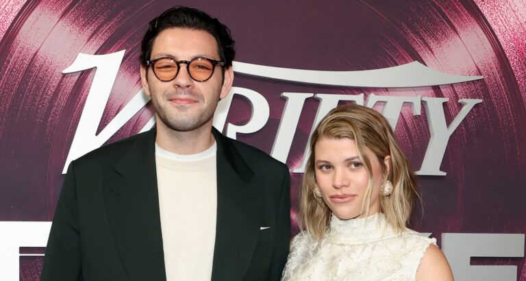 Sofia Richie Cradles Baby Bump While Supporting Husband Elliot Grainge at Variety Hitmakers Brunch | Arielle Schnitzer, Elliot Grainge, Pregnant Celebrities, Sofia Richie, Val Blavatnik | Celebrity News and Gossip | Entertainment, Photos and Videos