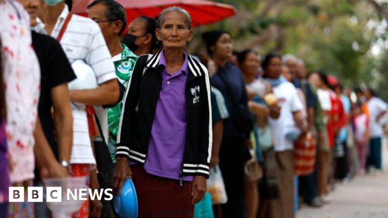 South East Asian bloc meet to seek end to Thailand-Cambodia conflict