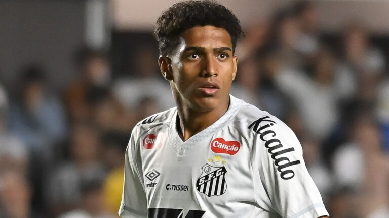 Spurs transfer news: Tottenham close to completing deal for Brazilian left-back Souza | Football News