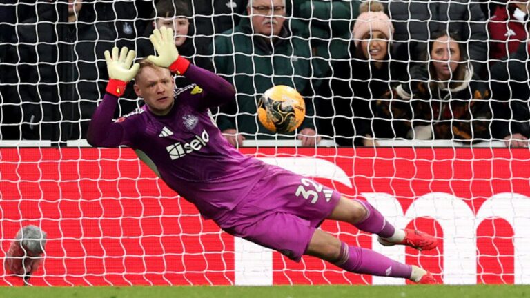 Newcastle 3-3 Bournemouth (7-6 pens): Aaron Ramsdale penalty heroics send Magpies through after FA Cup third-round epic | Football News