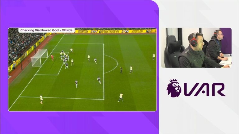 'Moyes will be furious!' | Did VAR wrongly disallow Everton goal?