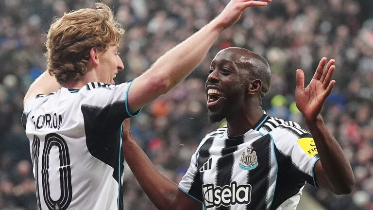 Newcastle 3 – 0 PSV