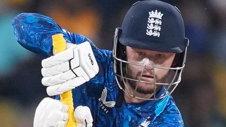 England's Ben Duckett plays a shot as Sri Lanka's Kusal Mendis watches during the first ODI cricket match between England and Sri Lanka 