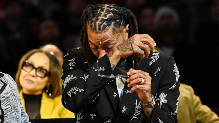NBA: Derrick Rose’s No 1 jersey retired by the Chicago Bulls in emotional ceremony after victory over the Boston Celtics | NBA News