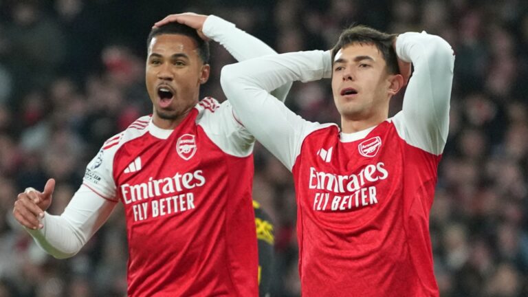 Arsenal their own worst enemy as Michael Carrick’s dream Man Utd start continues – Premier League hits and misses | Football News