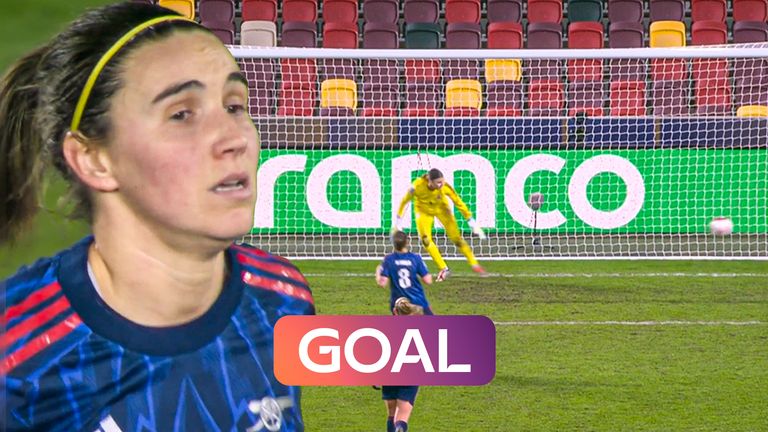 Mariona Caldentey scores a penalty for Arsenal vs FAR Rabat