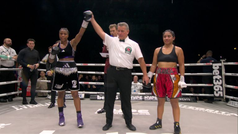 Caroline Dubois

