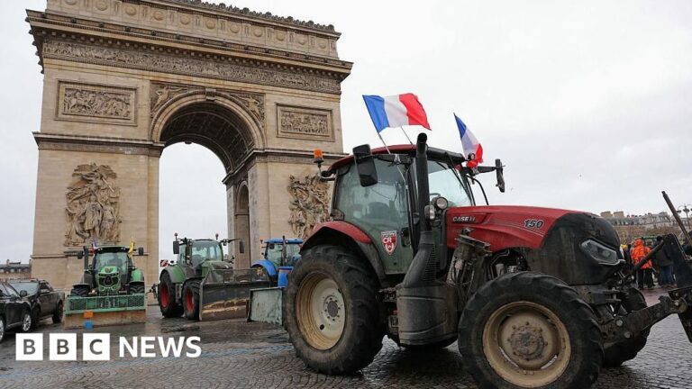 EU reaches long-trailed trade agreement with South American bloc