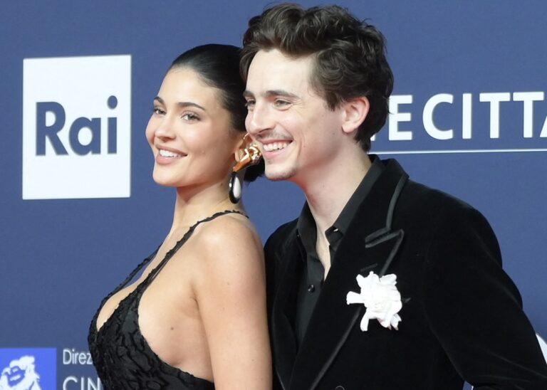 Kylie Jenner & Timothée Chalamet Have Public Dinner Date But NOBODY Recognized Them – Here’s Why!
